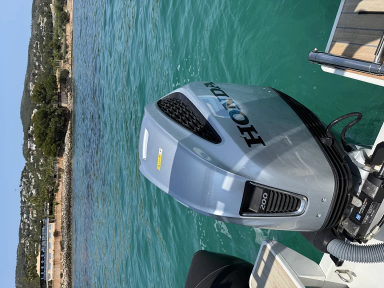 Noleggio Gommone Vanguard con patente nautica