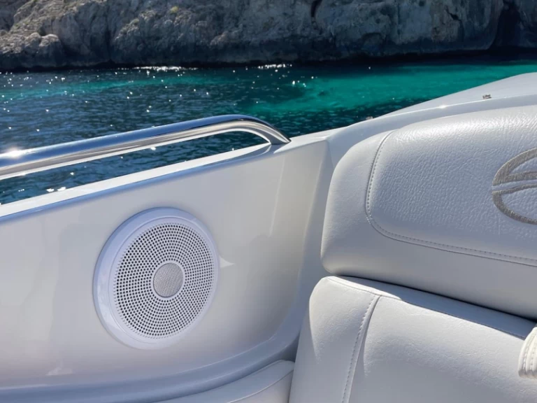 Noleggio Barca a motore Crownline con patente nautica