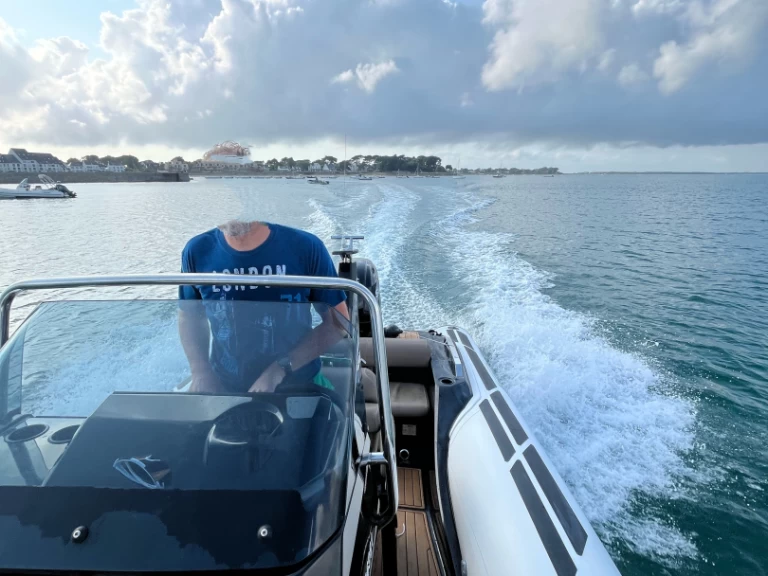 Gommone a noleggio a Quiberon al miglior prezzo