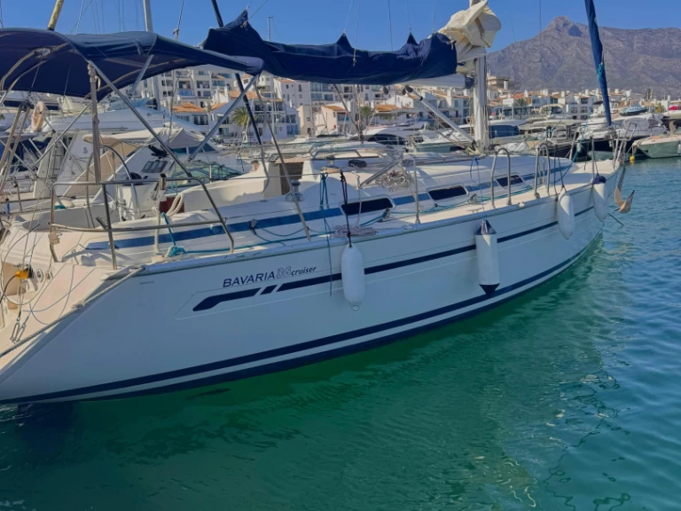 Noleggio barche Puerto Deportivo de Lujo en Marbella economico Bavaria 36 Cruiser