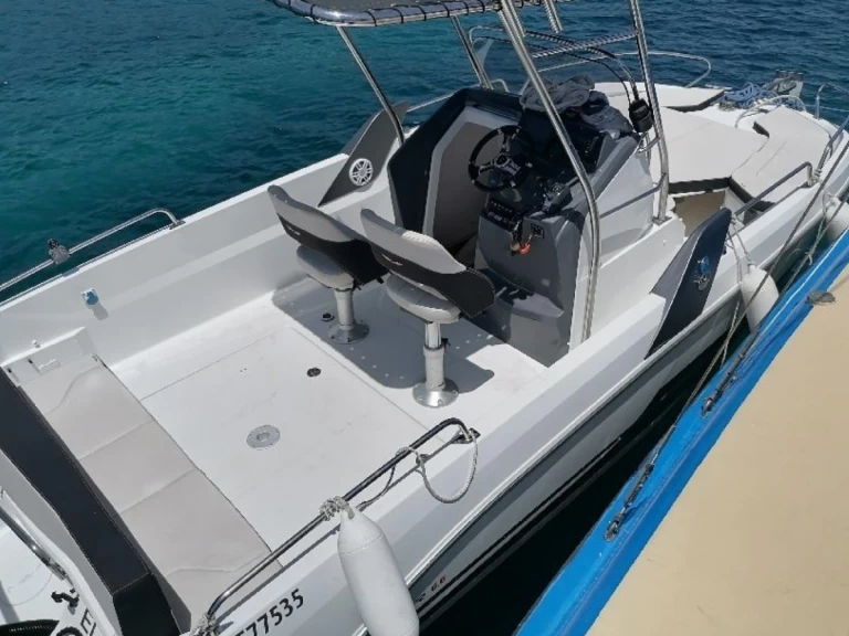 Noleggio a Porto-Vecchio – Bénéteau Flyer 6.6 SPACEdeck su SamBoat