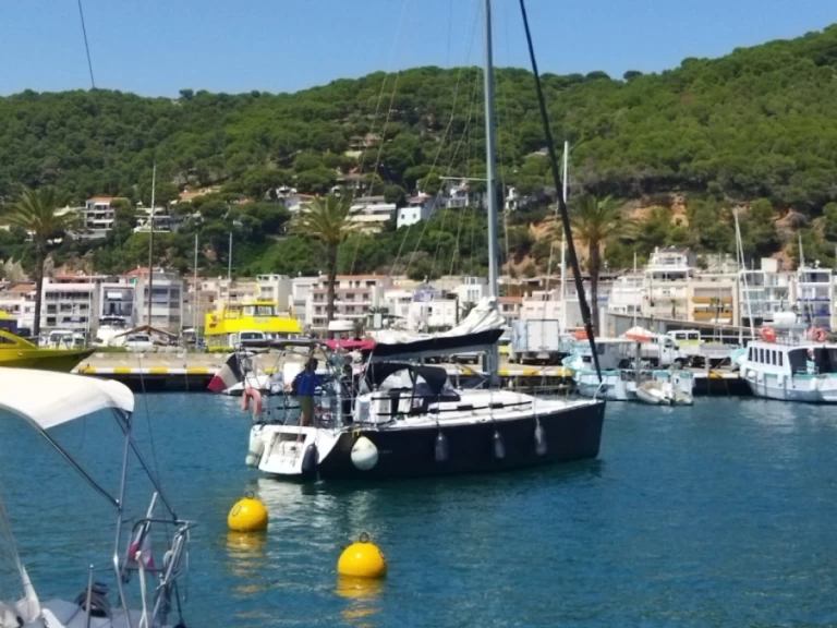 Noleggio barche Canet-en-Roussillon economico First 36.7