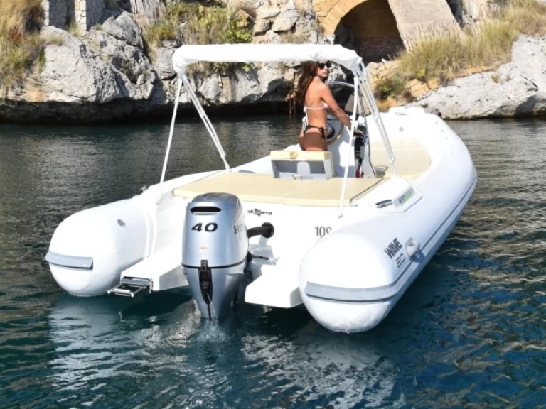 Gommone a noleggio a Palermo al miglior prezzo