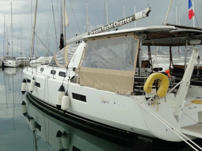 Noleggio Barca a vela con o senza skipper Jeanneau a Álimos