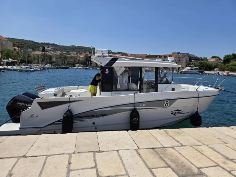 Noleggio barche Bénéteau Beneteau Barracuda 8 a Spalato su Samboat