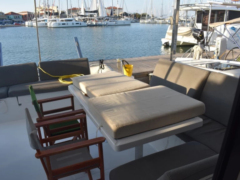 Noleggio Catamarano a Lefkáda – Fountaine Pajot Isla 40
