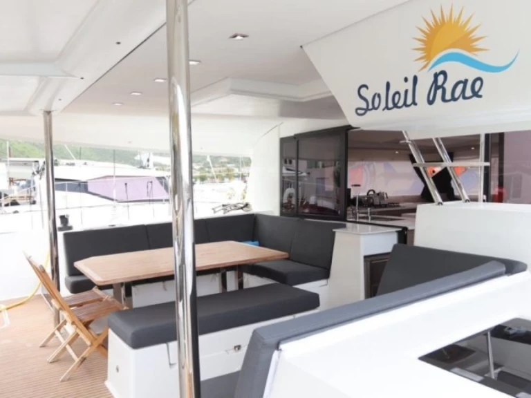 Noleggio barche Fountaine Pajot Fountaine Pajot Saba 50 (Owner's Version) a Road Town su Samboat