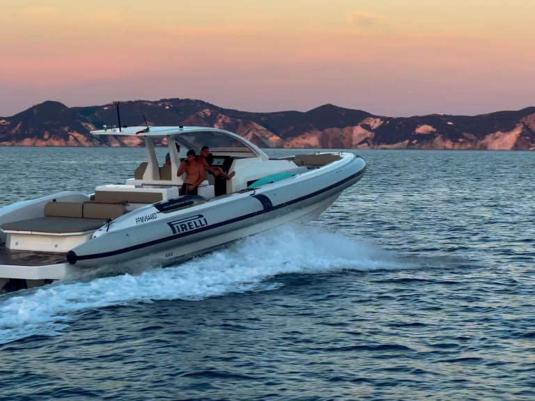 Pirelli Pirelli 50 EFB da affittare a  Torre Annunziata