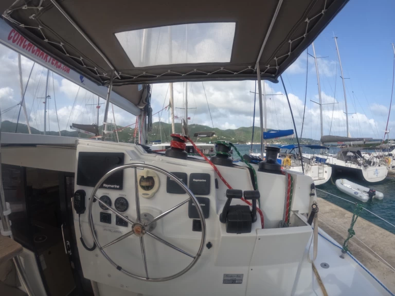 Noleggiare una Fountaine Pajot Lucia 40 a Road Town