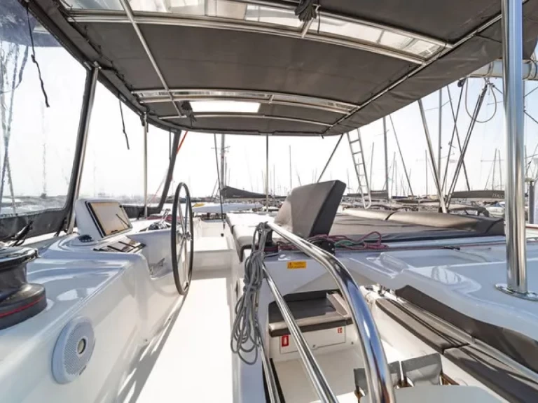 Noleggio a Álimos – Lagoon Lagoon 46 su SamBoat