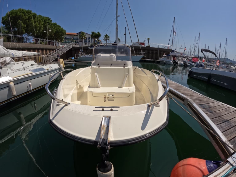 Noleggio barche Quicksilver Activ 555 Open a Hendaye su Samboat
