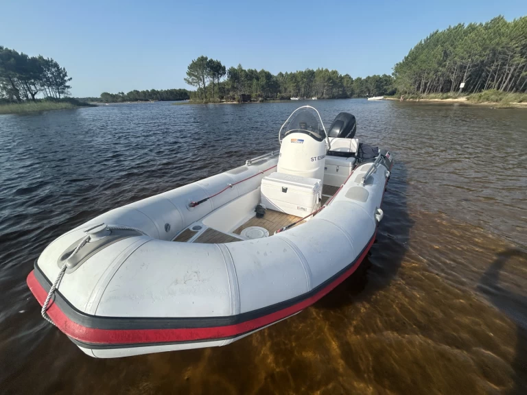 Gommone a noleggio a Le Moutchic al miglior prezzo