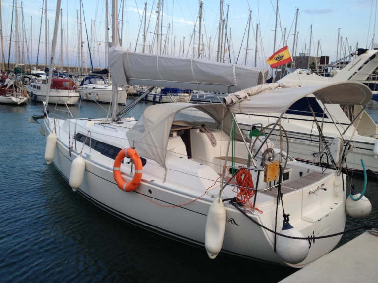 Noleggio a Barcellona – Hanse Hanse 320 su SamBoat