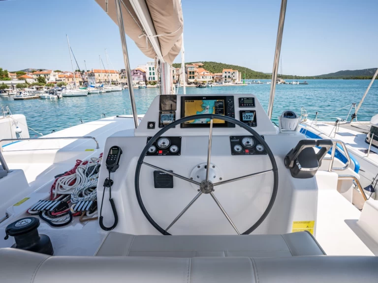 Noleggio barche Pirovac economico Dufour Catamarans 48 Sail
