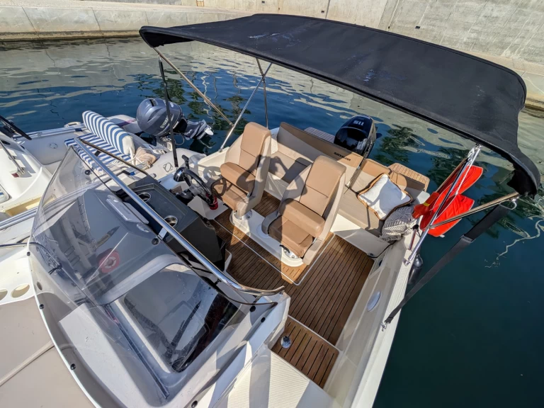 Noleggio barche Six-Fours-les-Plages economico Quicksilver 605 Sundeck