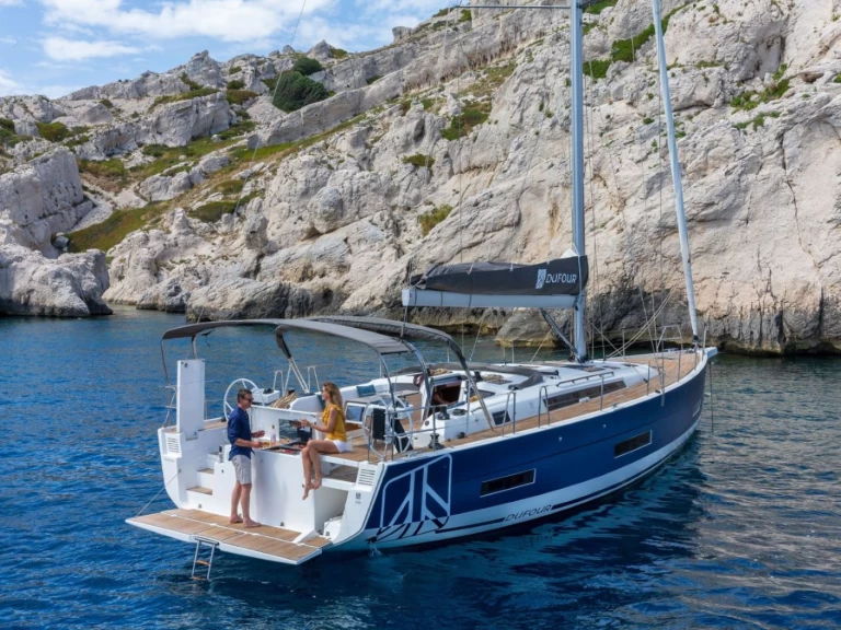 Noleggio Barca a vela Dufour con patente nautica