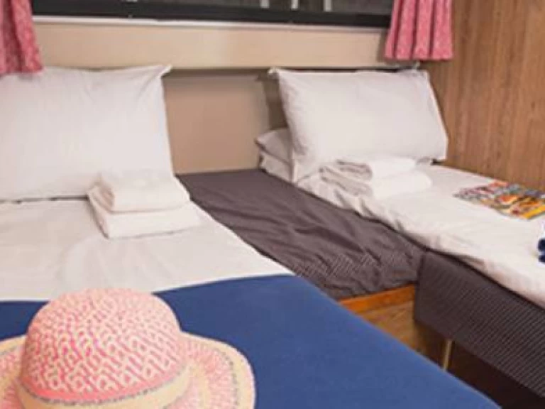 Noleggio Barca a motore con o senza skipper Le Boat a Douelle