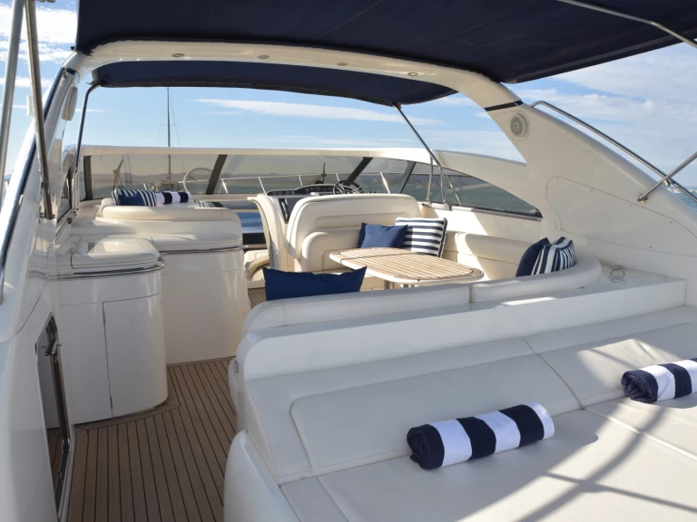 Noleggio Yacht di lusso a Vilamoura – Princess Princess V50