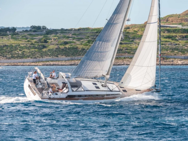 Noleggio Barca a vela OCEANIS 55.1 con patente nautica