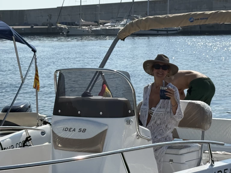 Noleggio Barca a motore Idea Marine con patente nautica