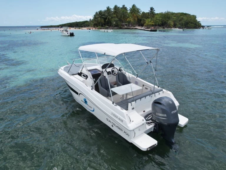 Noleggio Barca a motore Pacific Craft con patente nautica