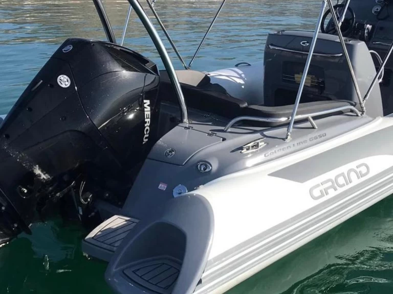 Gommone a noleggio a Puerto de Pollensa al miglior prezzo