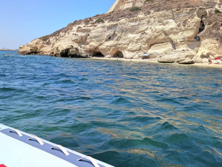 Noleggio barche Bwa Bwa 550 Pro a Cagliari Port su Samboat