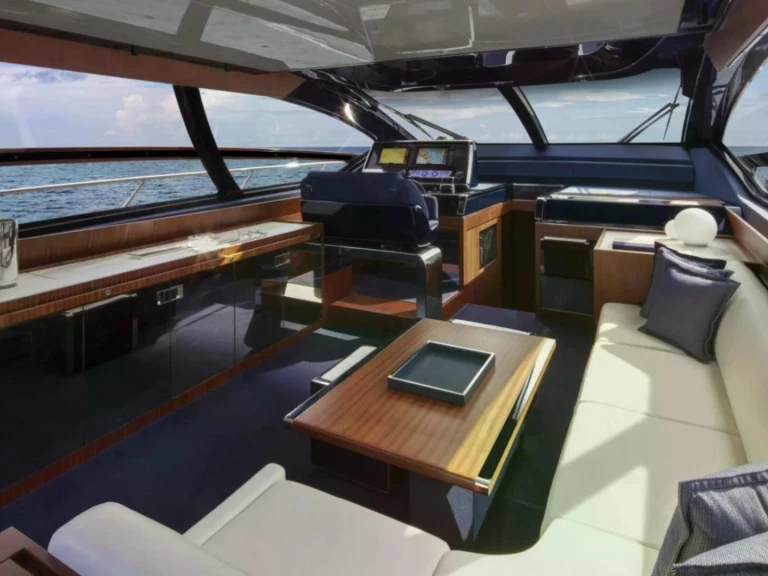 Noleggio barche Saint-Tropez economico Rebel 66