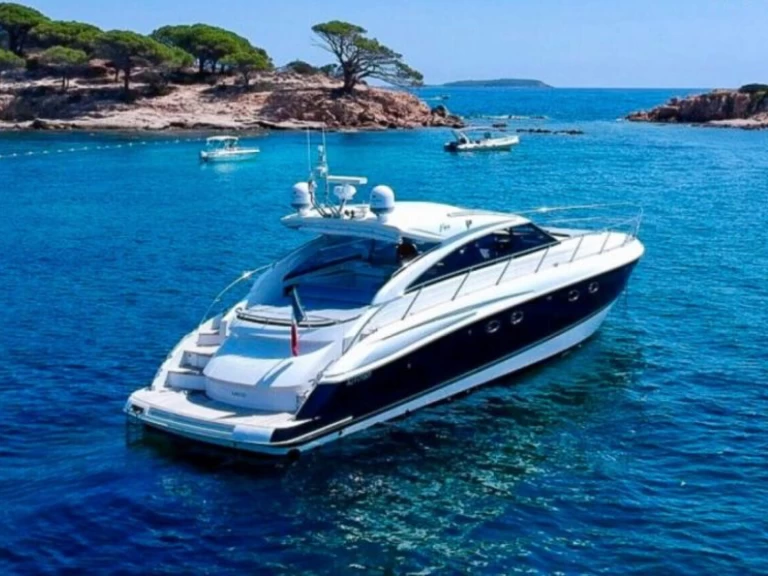 Noleggio a Cannes – Princess Princess V53 su SamBoat