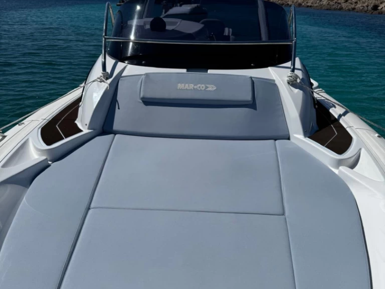 Noleggio barche Mar-Co E-Motion 29 a Poltu Quatu su Samboat