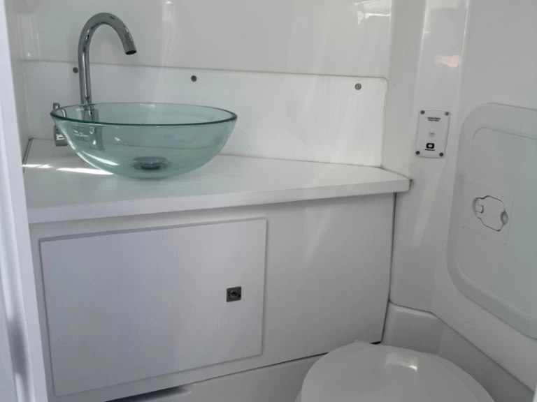 Noleggio Gommone a Poltu Quatu – Mar-Co E-Motion 29