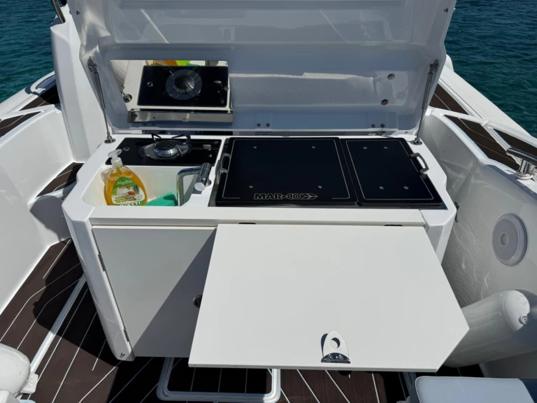 Noleggio Gommone con o senza skipper Mar-Co a Poltu Quatu