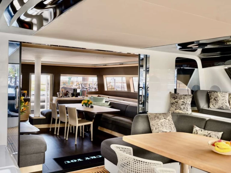 Noleggio a Napoli – Lagoon Lagoon Sixty5 2025 su SamBoat