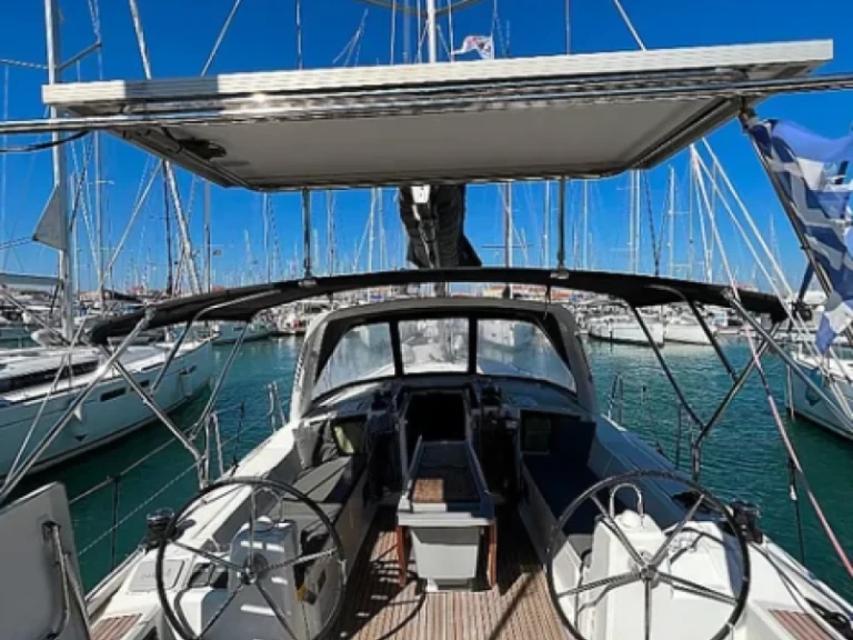 Noleggio Barca a vela Bénéteau con patente nautica