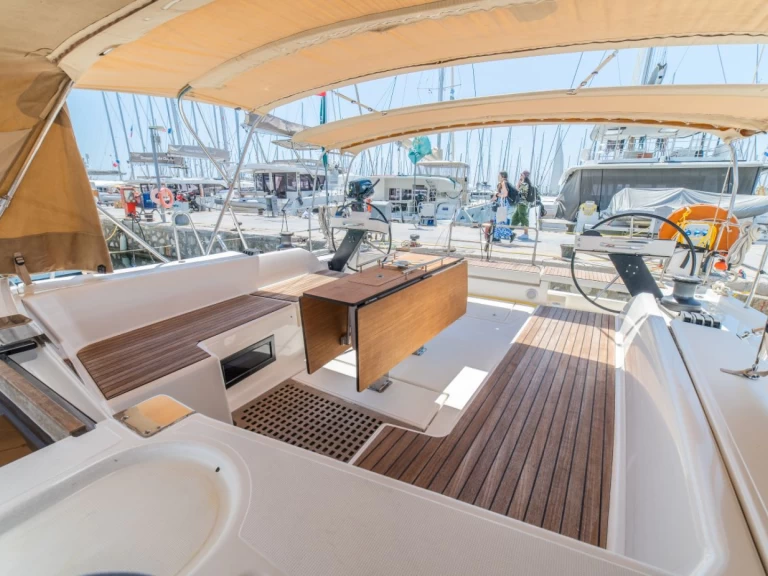 Noleggio barche Dufour Dufour 530 a Álimos su Samboat