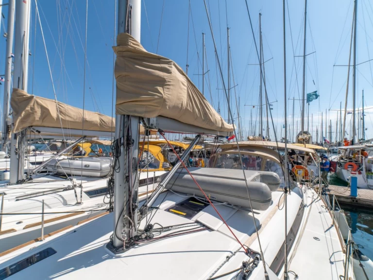 Noleggio Barca a vela a Álimos – Jeanneau Sun Odyssey 449