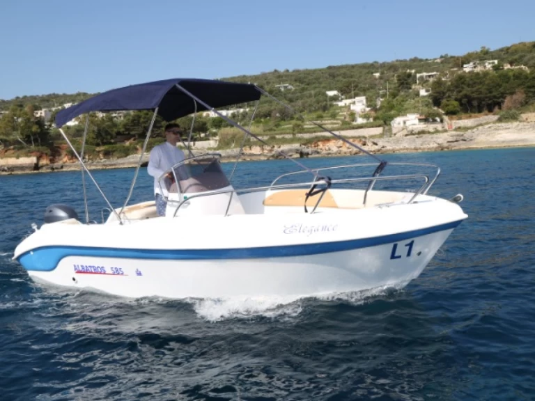 Noleggio a Marina di Andrano – Albatross Albatross 585 su SamBoat