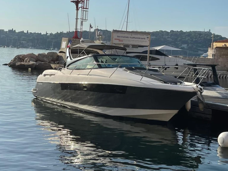 Noleggio barche Jeanneau Prestige 34 Open a Beaulieu-sur-Mer su Samboat