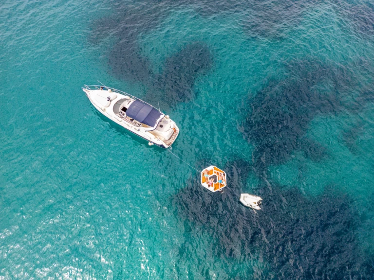 Noleggiare una Cranchi Endurance 39 a Palma de Maiorca