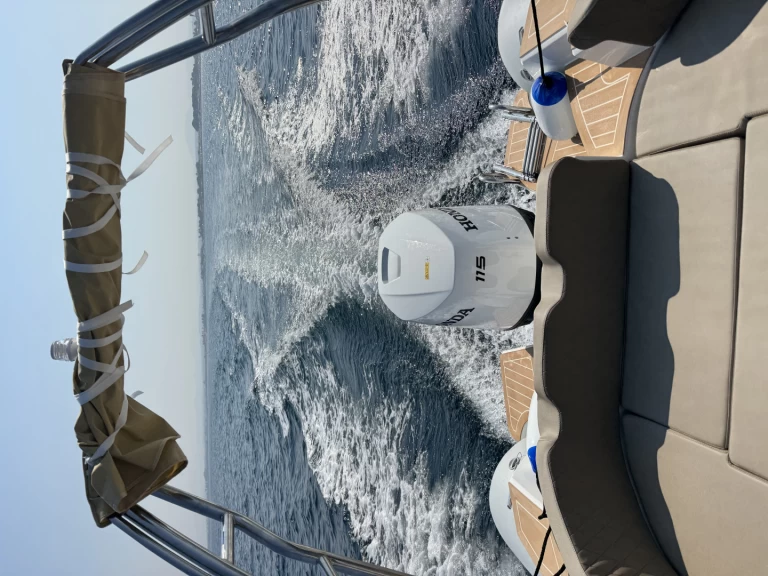 Noleggiare una Nautilus GT SixFive a Villaggio San Teodoro