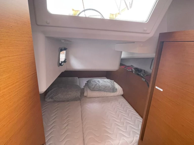 Noleggio barche Jeanneau Sun Odyssey 440 a Palma de Maiorca su Samboat
