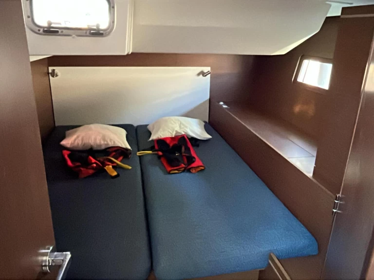 Noleggiare una Bénéteau Oceanis 51.1 a Las Galletas