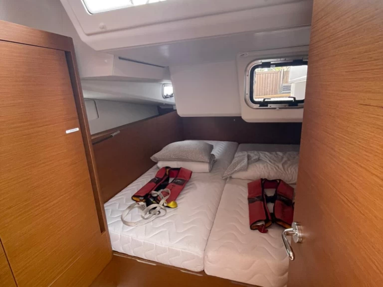 Jeanneau Sun Odyssey 440 da affittare a  Palma de Maiorca