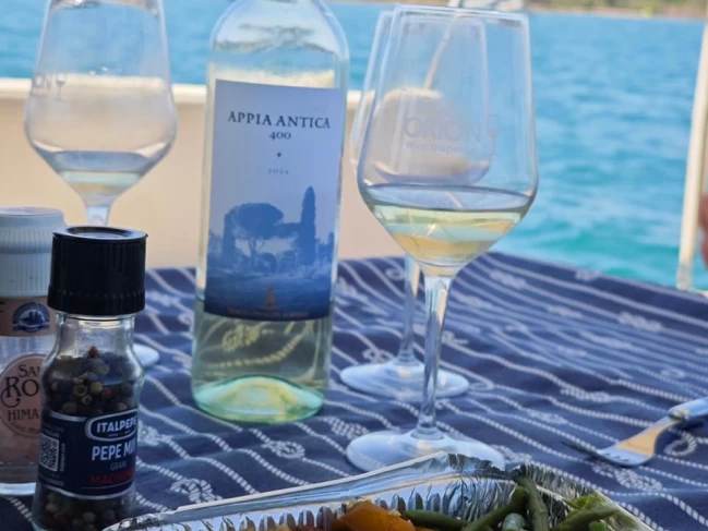 Noleggio barche Ghibli Bora Bora a Anzio su Samboat