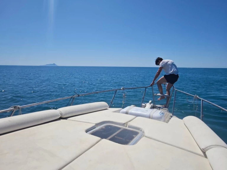 Noleggio Barca a motore con o senza skipper Ghibli a Anzio