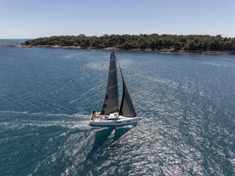 Noleggio barche Jeanneau Sun Odyssey 350 a Cádiz su Samboat