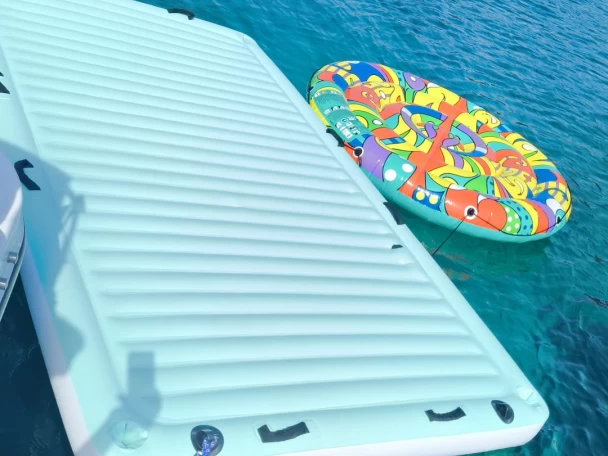 Noleggio Barca a motore Bénéteau con patente nautica