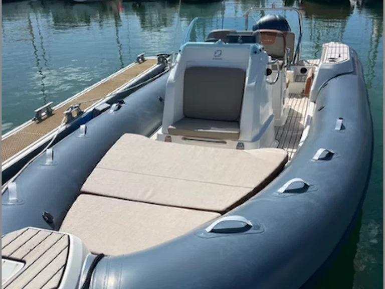 Noleggio Gommone Zodiac con patente nautica