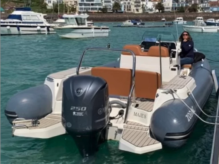 Noleggio a Marsiglia – Zodiac Medline 7.5 su SamBoat