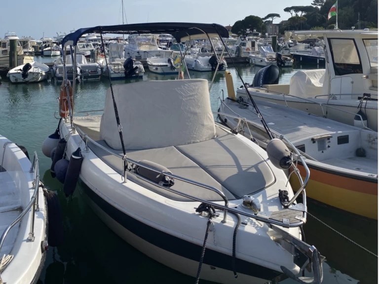 Noleggiare una Marino Gabry a Camogli